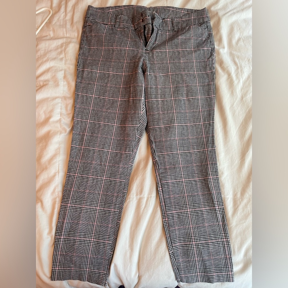 Old Navy plaid pixie pants